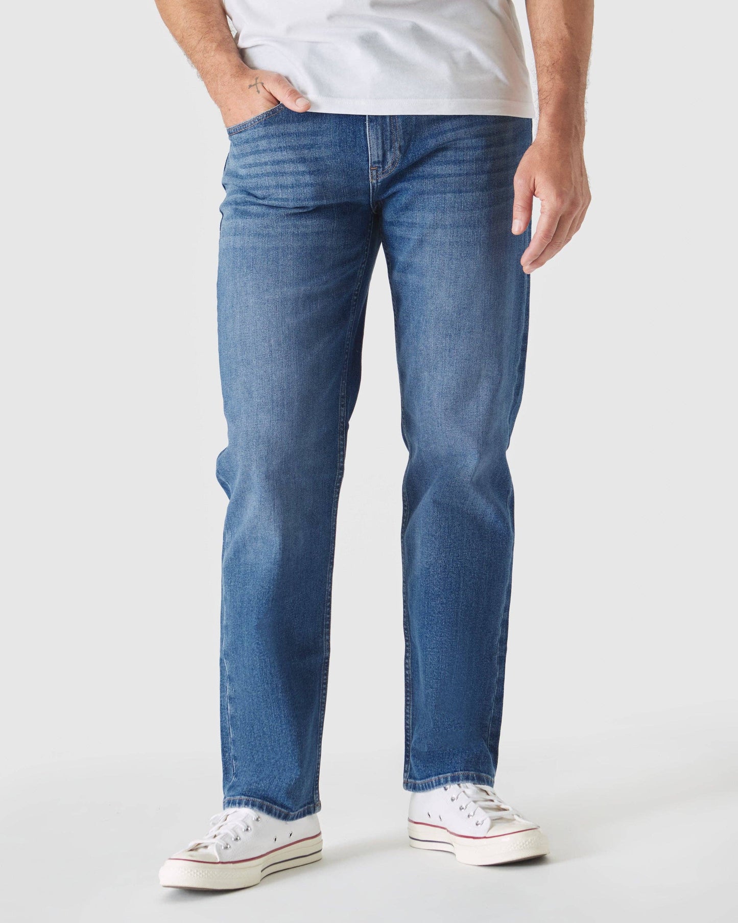 True Classic Jeans | Straight Authentic Stretch | Medium Indigo Wash